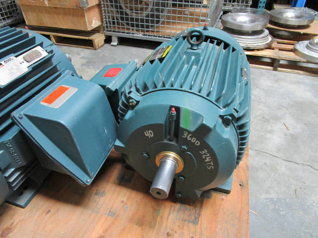 Baldor Reliance SuperE Severe Duty 40 HP 3560 RPM 841XL Electric Motor